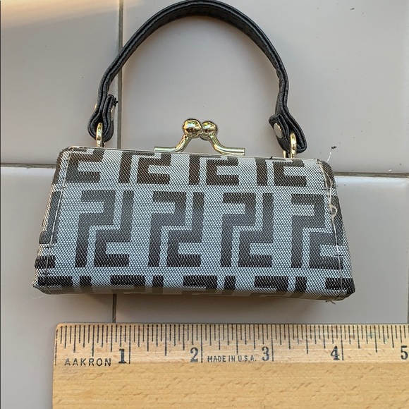 Black & Gray Tik Tok Lipstick case w/strap EUC - Picture 2 of 5